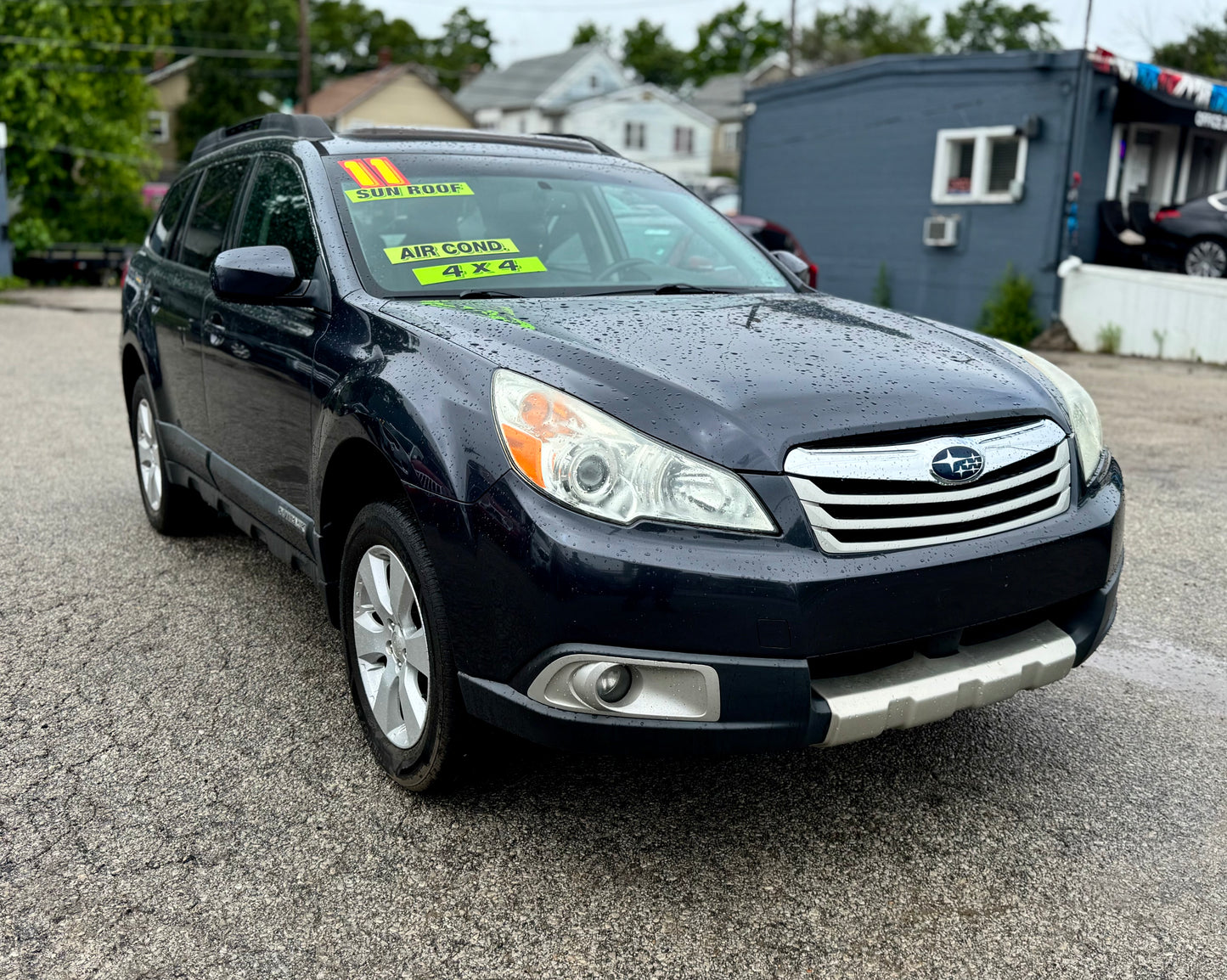 2011 SUBARU OUTBACK PZE AWD