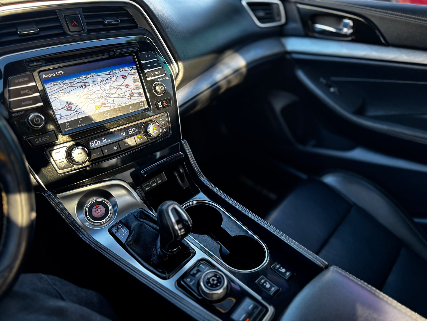 2017 NISSAN MAXIMA SL