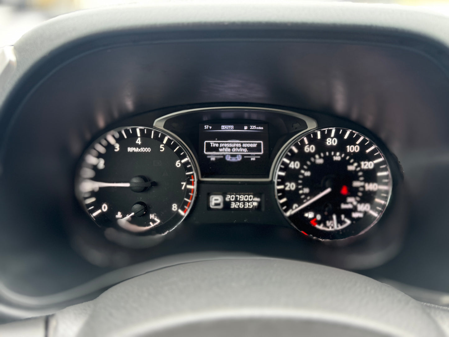 2015 NISSAN PATHFINDER SV