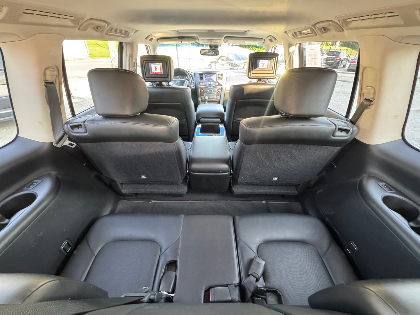 2015 INFINTI QX-80 4WD