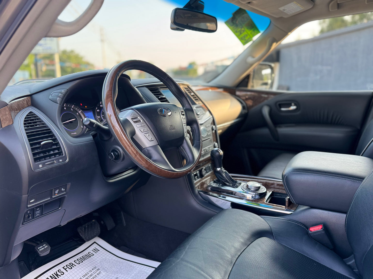 2015 INFINTI QX-80 4WD