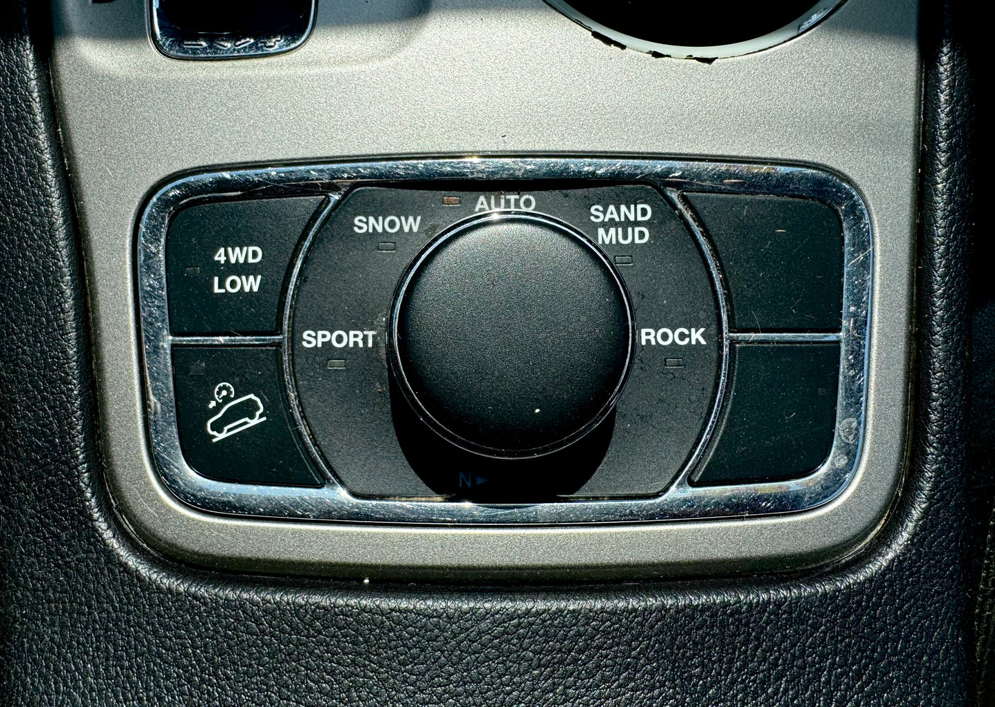 2012 JEEP GRAND CHEROKEE LIMITED