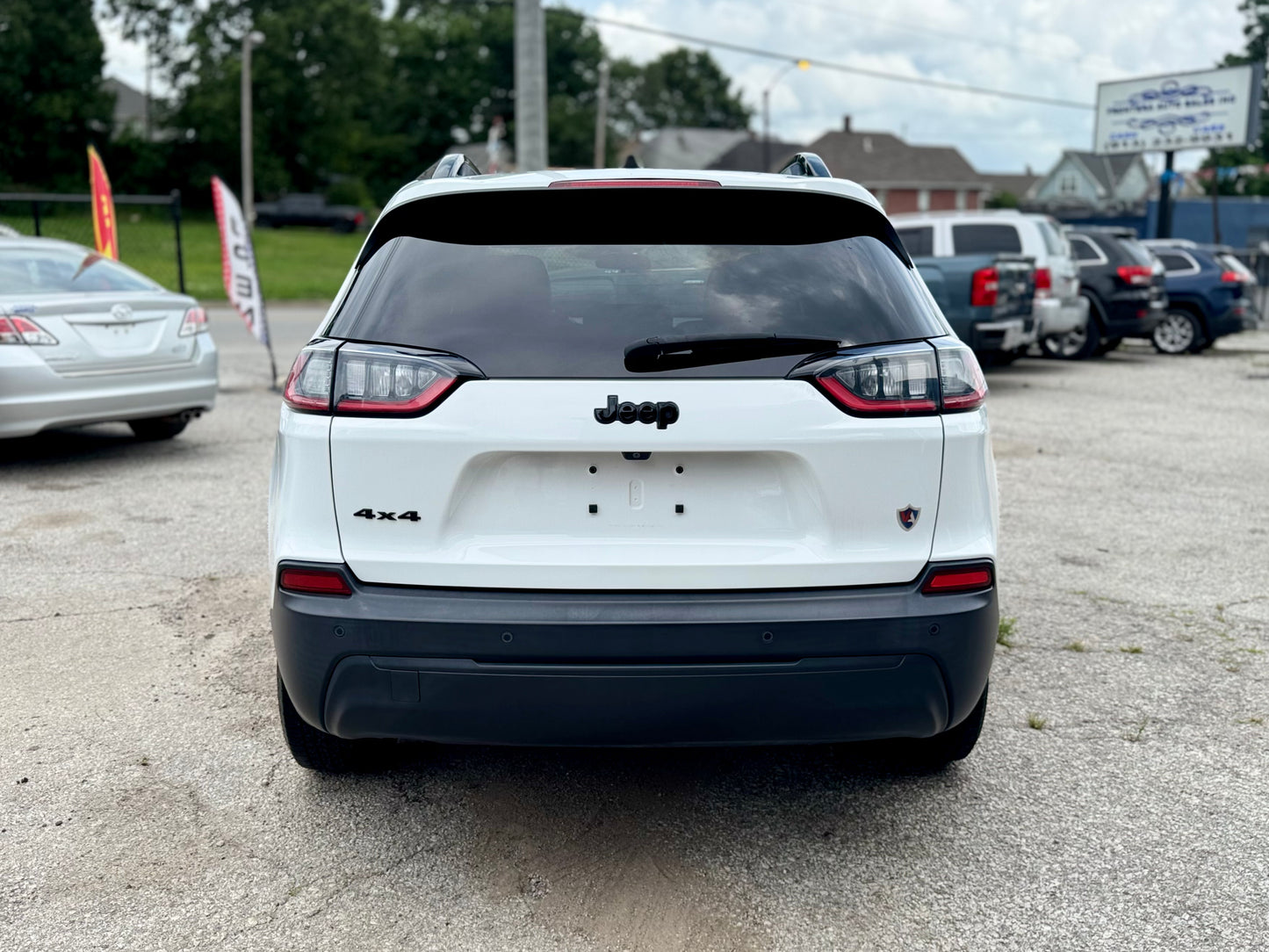 2020 JEEP CHEROKEE ALTITUDE 4WD