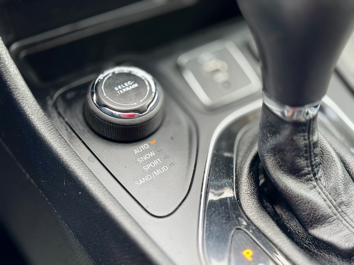2020 JEEP CHEROKEE ALTITUDE 4WD